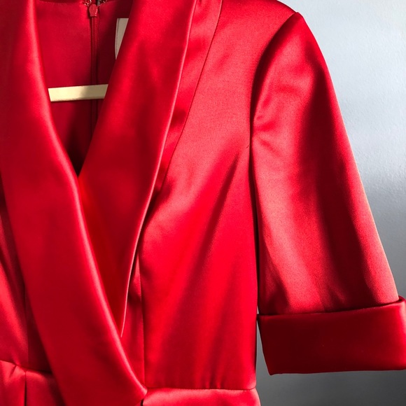 Gal Meets Glam Ruby Dress in Red Satin - Picture 4 of 5